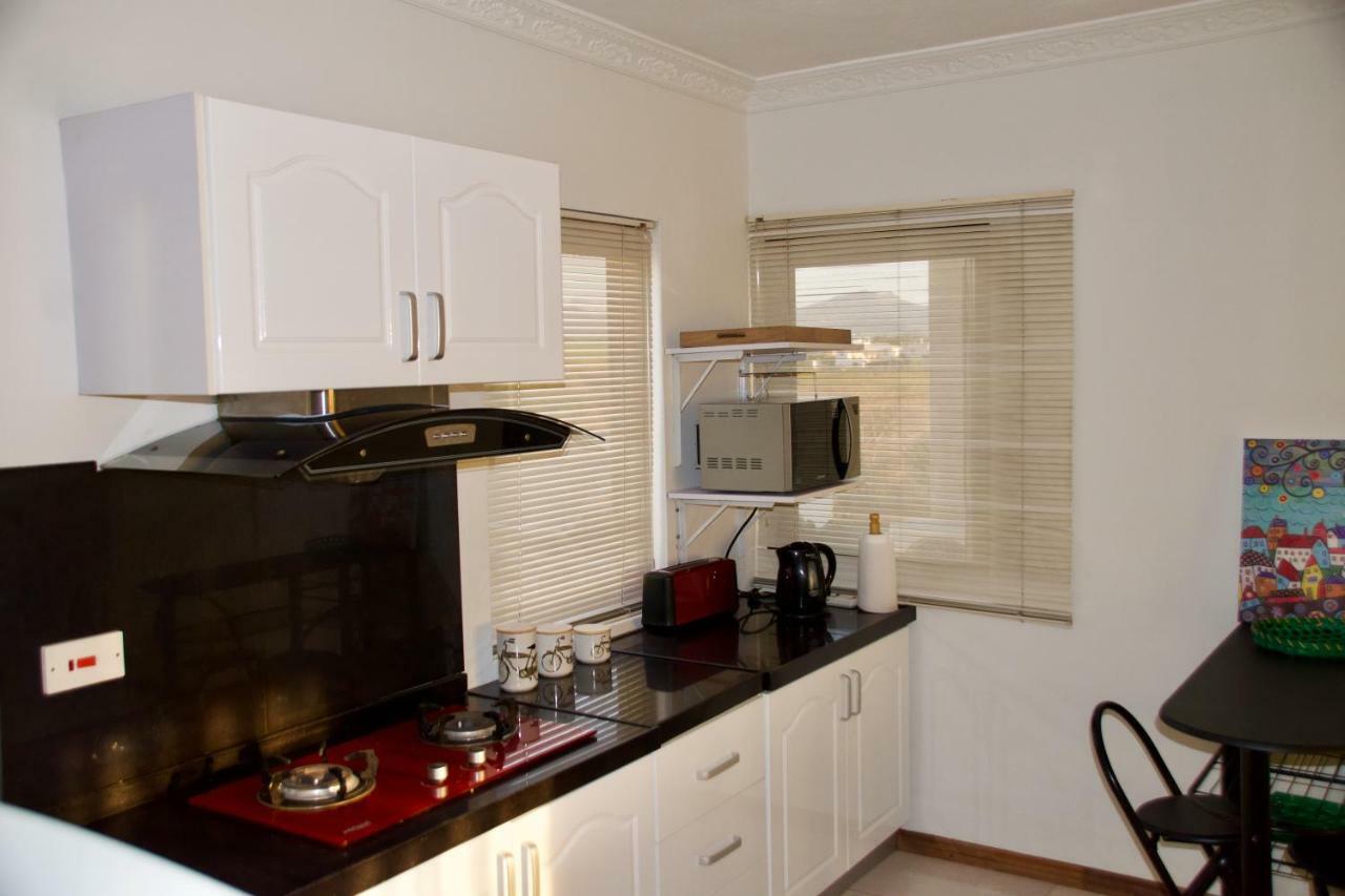 Апартаменты Zanana Penthouse Flic en Flac Экстерьер фото