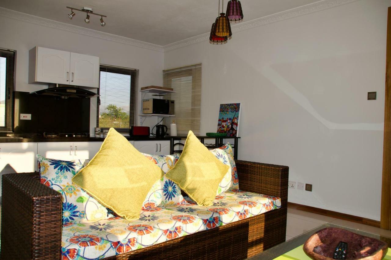 Апартаменты Zanana Penthouse Flic en Flac Экстерьер фото